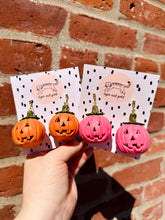 Load image into Gallery viewer, Light Up Jack-o-Lanterns PREORDER