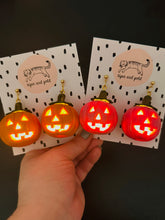 Load image into Gallery viewer, Light Up Jack-o-Lanterns PREORDER
