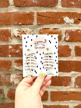 Load image into Gallery viewer, Fish Bones